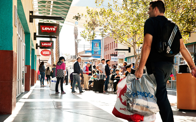 Las%20vegas%20business%20retail